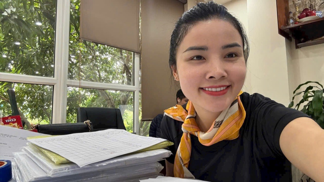 Cô Quỳnh cùng học viên