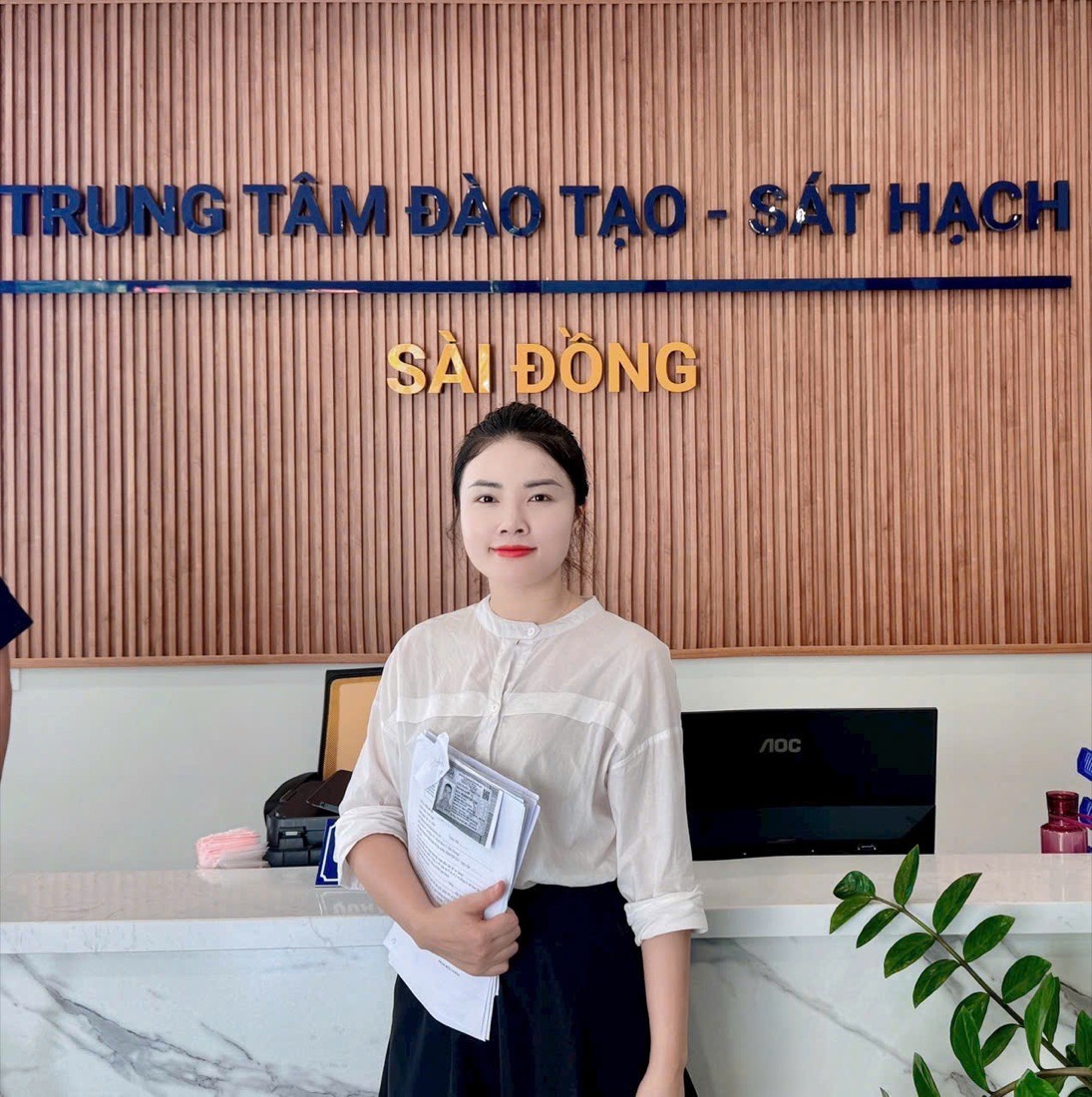 Cô Quỳnh cùng học viên