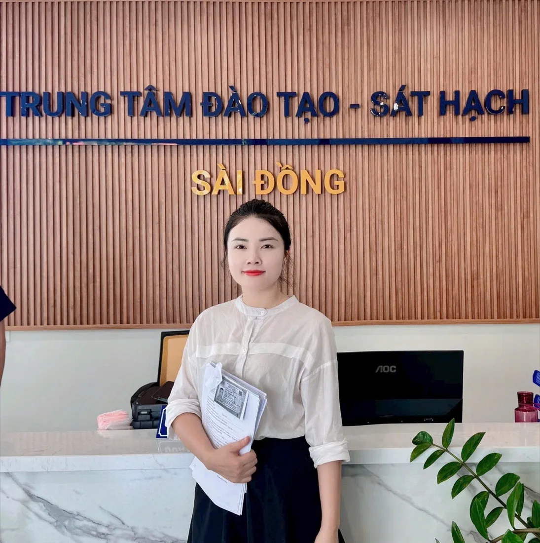 Cô Quỳnh cùng học viên