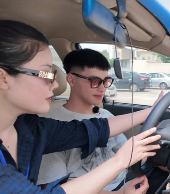 Video TikTok: Bất ngờ ngơ ngác với học viên